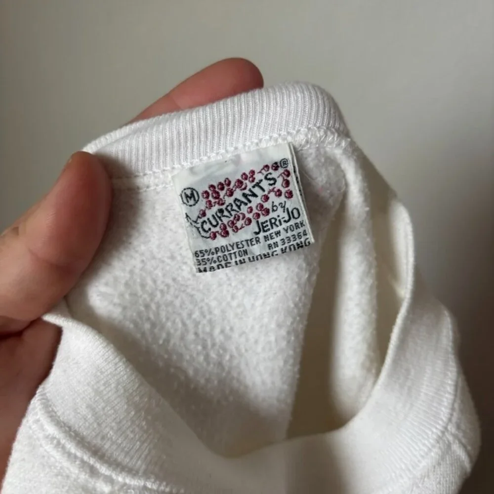 Rare Vintage 80's Rainbow Heart White Crewneck Sweatshirt | Size M - Picture 2 of 6